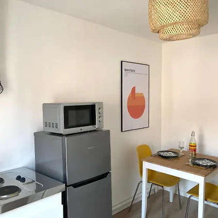 Le Jean Rieux, Studio Cosy, Place Dupuy